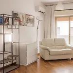 New Stabile Apt Balcony Central Apartment