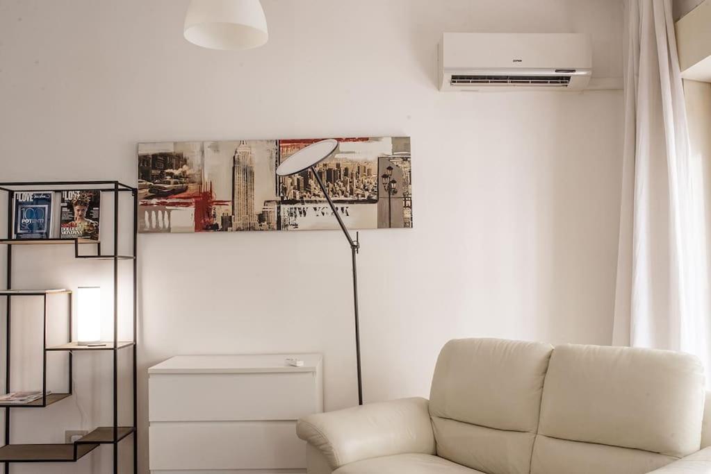 New Stabile Balcony Apartment